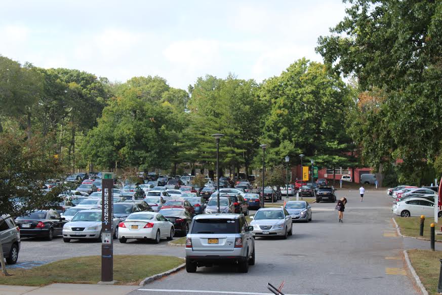 The parking lot outside of Hillwood Commons. Photo: Maxime Devillaz