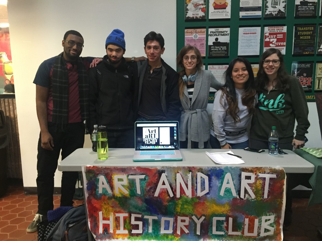 Both the S.N.A.P.P.S. and the Art and Art History Club were among the campus organizations holding a table at the Club Fair on Thursday, Jan. 21.  Photo: Khadijah Swann