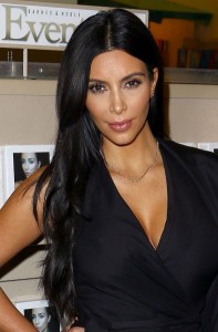 Kim Kardashian/ HAIRSTYLESIMAGES